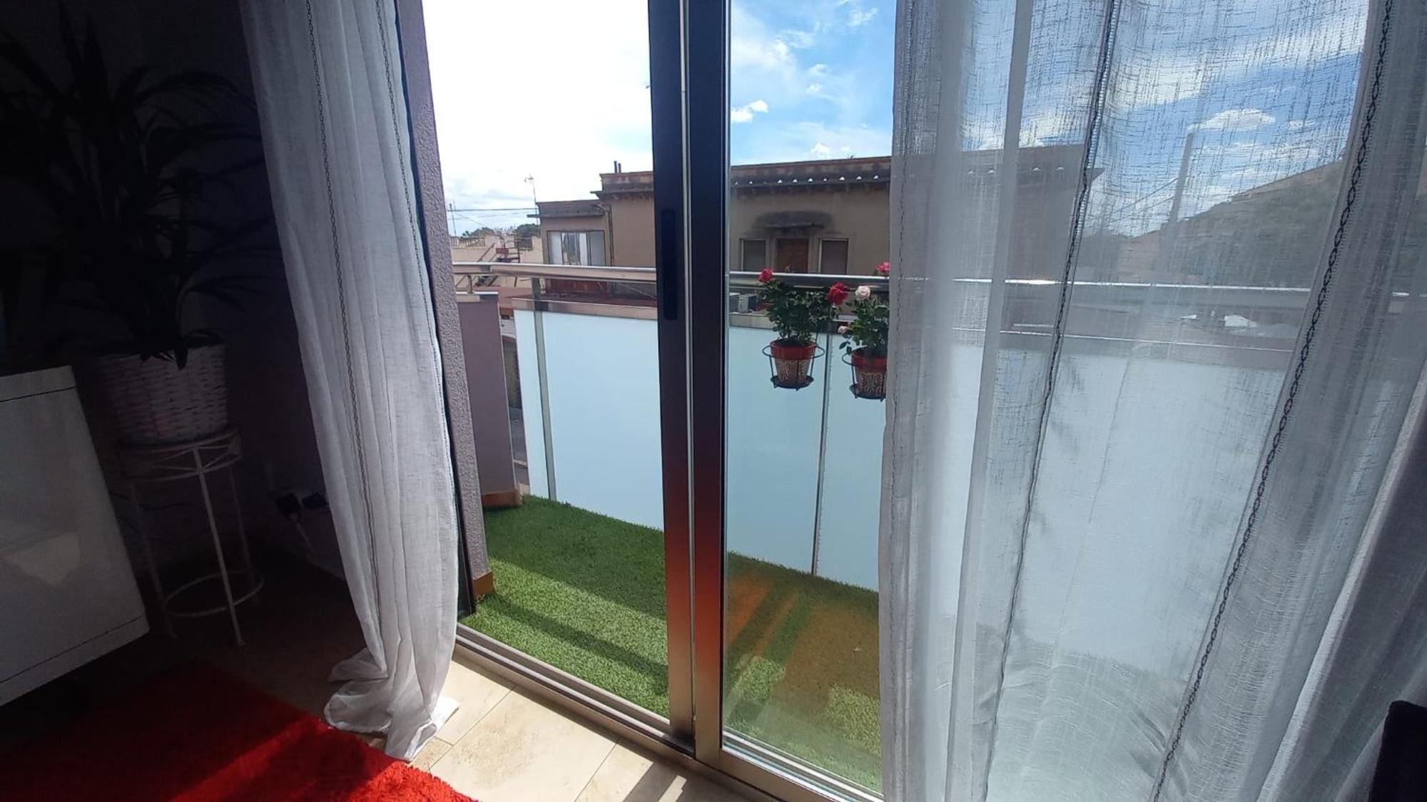 El Estudio De Las Mariposas,Sofa Cama , Cocina Y Bano Partida de La Canada Bagian luar foto
